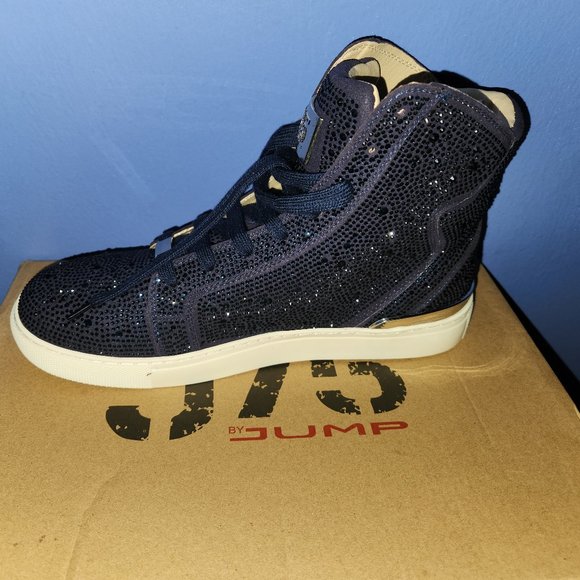 J75 | Shoes | Not The Right Size | Poshmark display picture 2